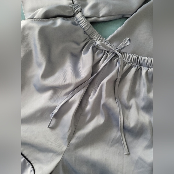 Buttery Silky Soft Satin Light Blue Pajama Set - Size S - Picture 3 of 7